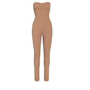 SKIMS All-In-One Strapless Onsie Jumpsuit Sienna Small